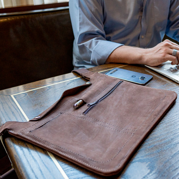 Flight Satchel | Standard Messenger | Slim Leather Laptop Bag